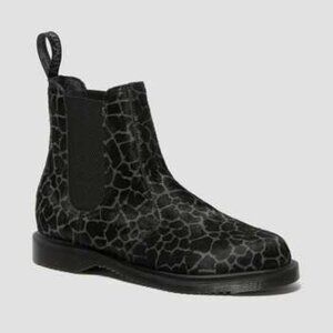 Dr. Martens Flora Women's Giraffe Print Chelsea Boots | Women's Size 6